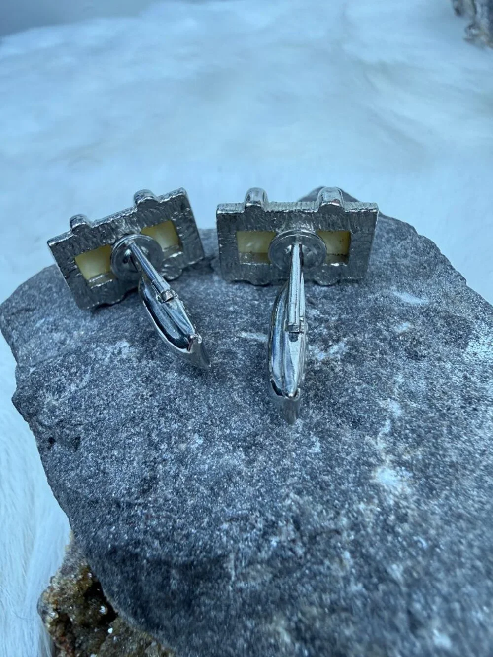 Vintage Rectangle White Lucite & Silver Tone Cuff Links Cufflinks MCM